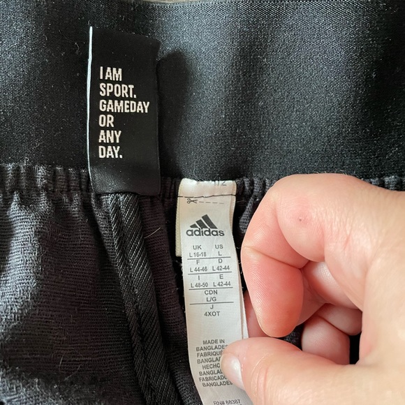 adidas icon un wv joggers - Picture 5 of 7